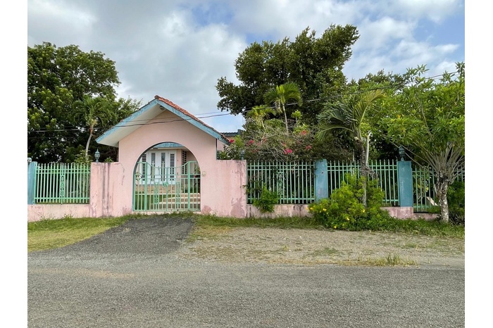 Street view/Exterior
