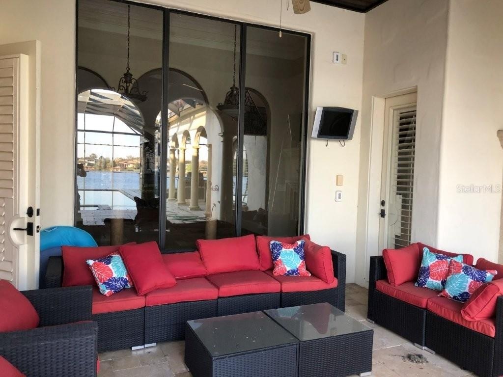 Outdoor covered patio entertaining space