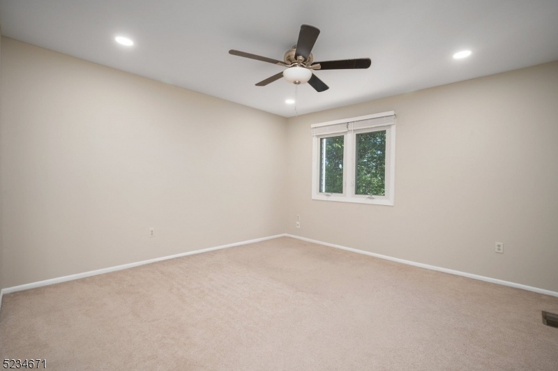 bedroom2