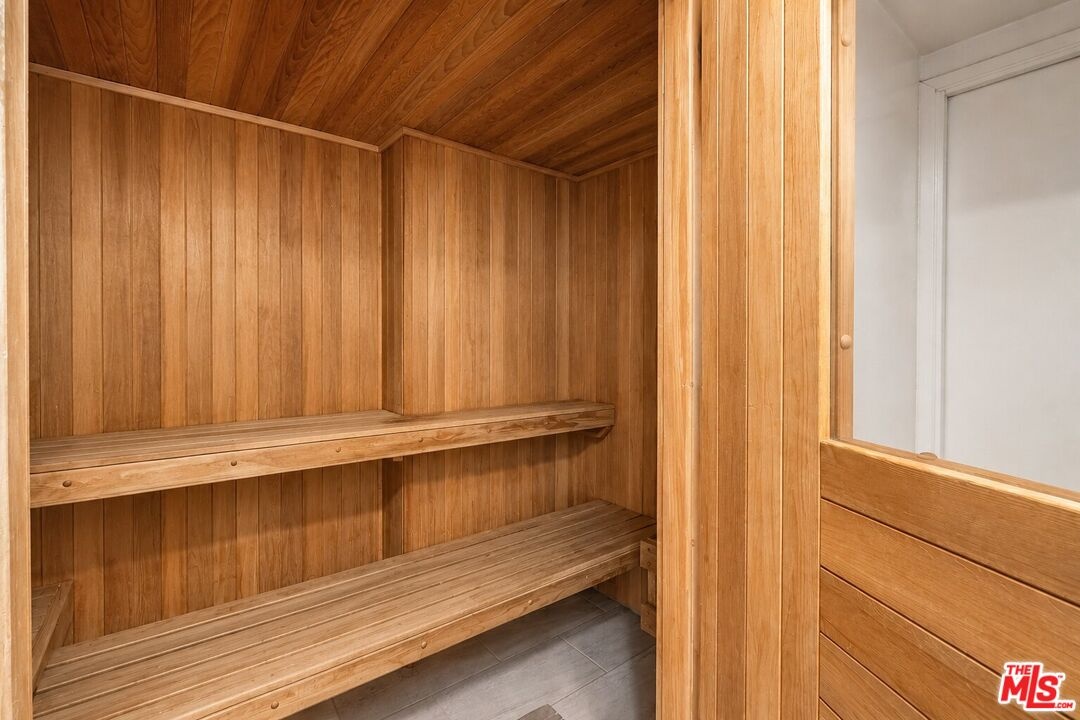 Sauna gets HOT