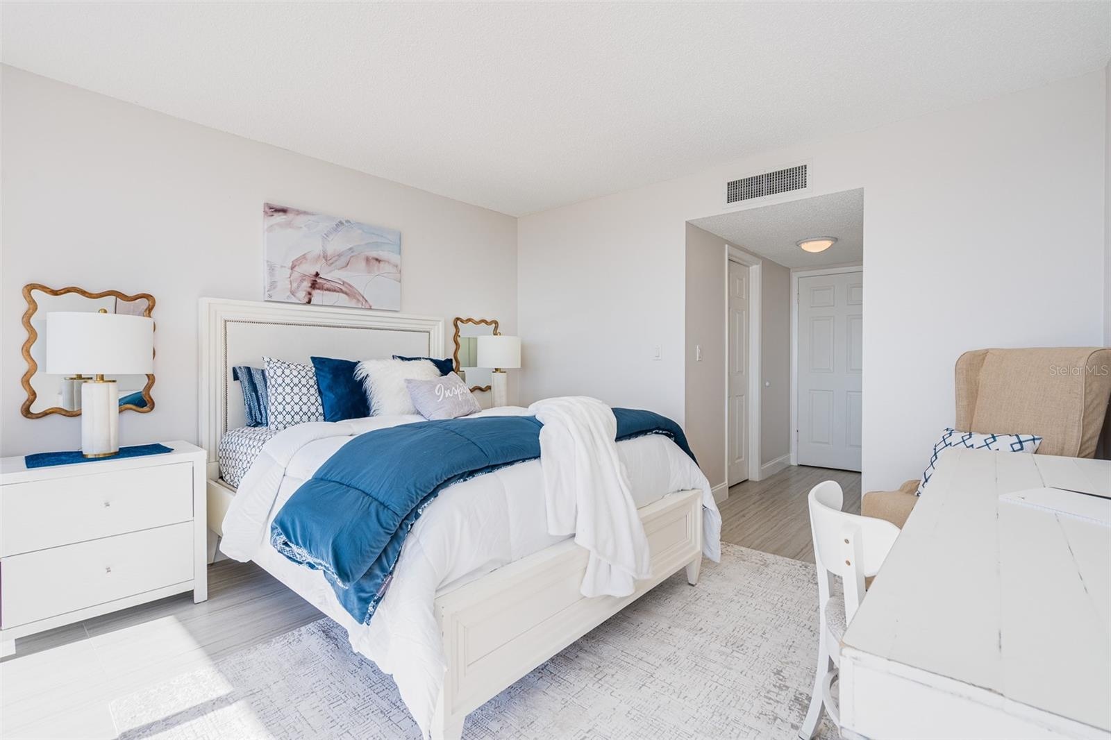 BEDROOM 2
