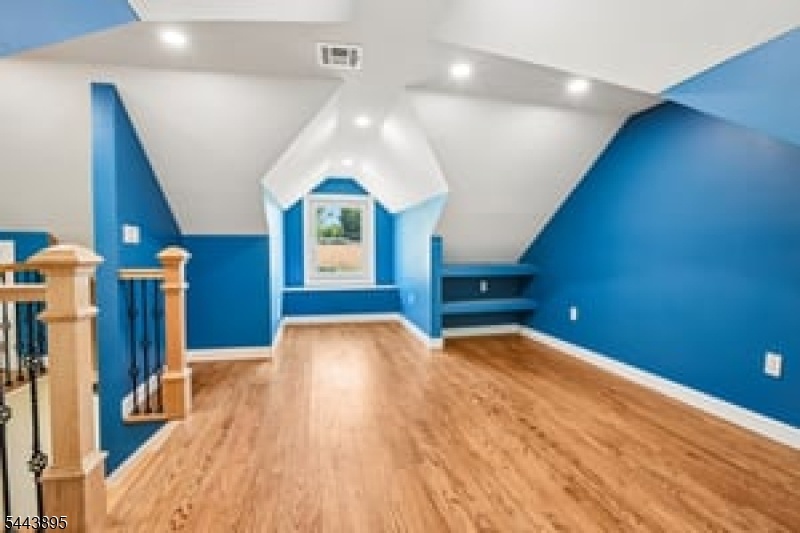 2nd floor office/bed