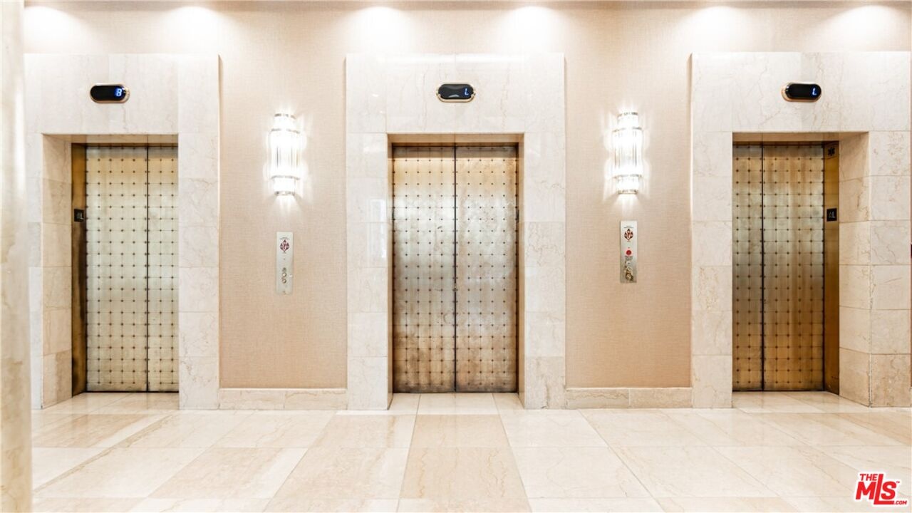 Elevator