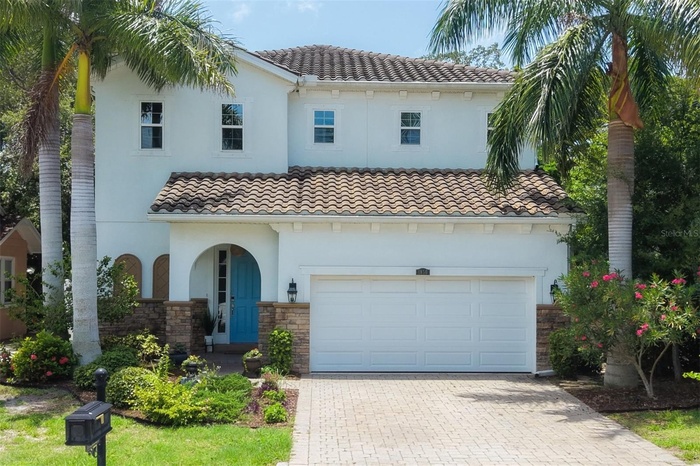 4 bedrooms, 4 baths, 3148 SF