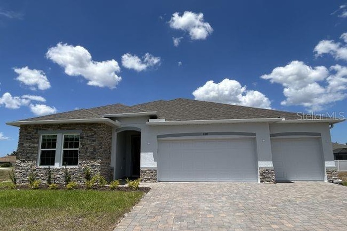 Model home - actual features may vary.