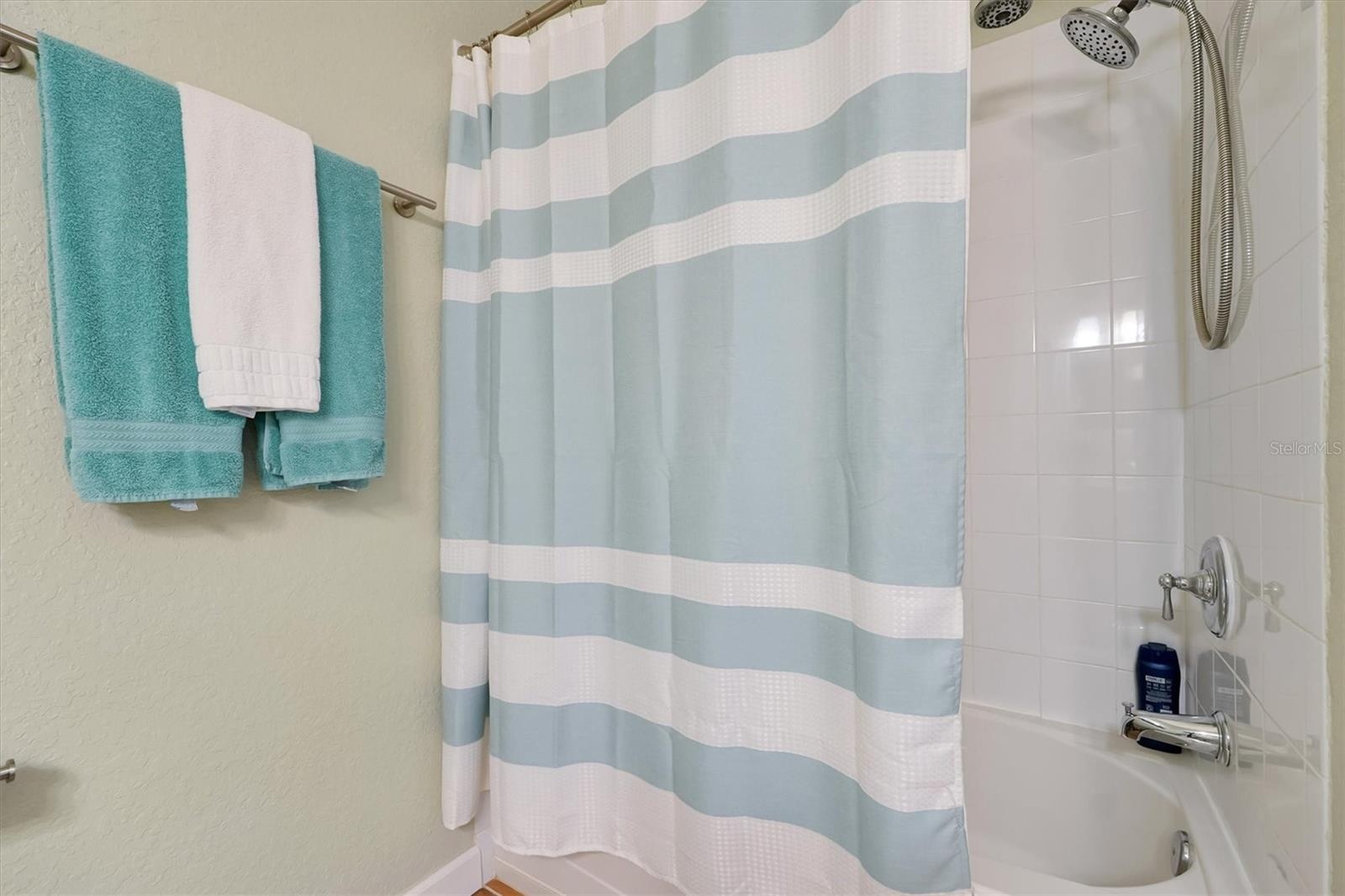 2nd bathroom