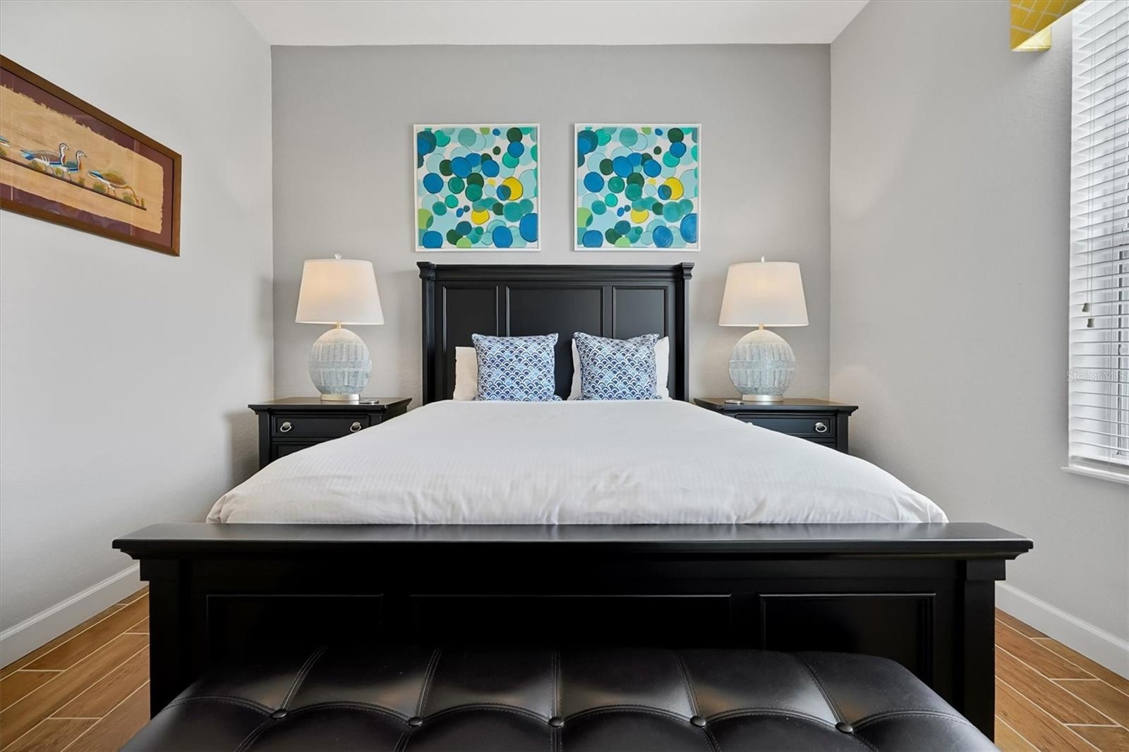 2nd bedroom