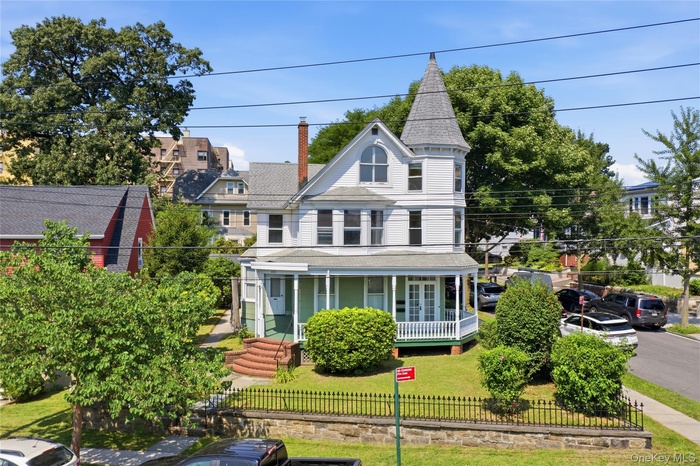 Queen Anne Victorian