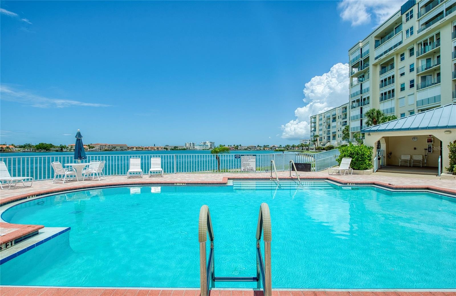 Pool for residents of Beachwalker