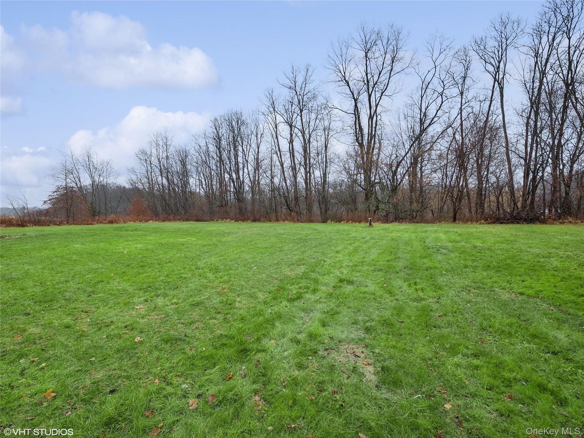 View of yard featuring a rural view