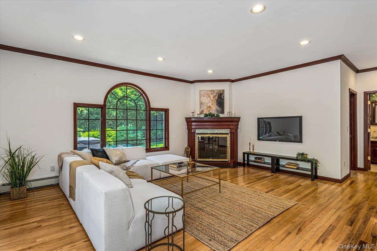 Family Room - Dining Room View