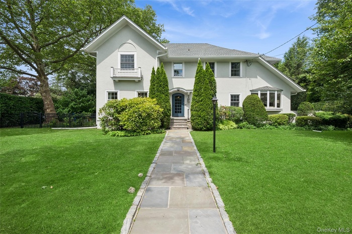 347 Highbrook Avenue is ready to be your forever home.