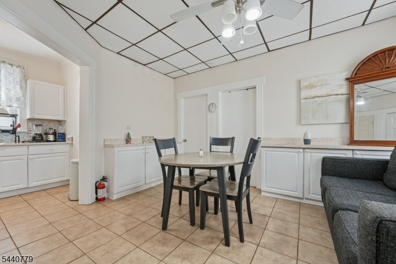 Kitchen/Dining Room/Livingroom