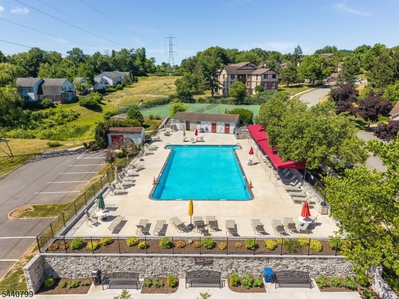 Community Pool & Tennis