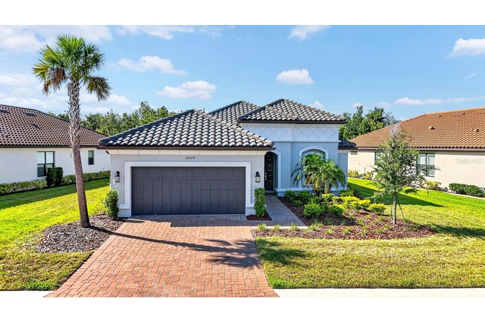 Larger lot with space between the homes