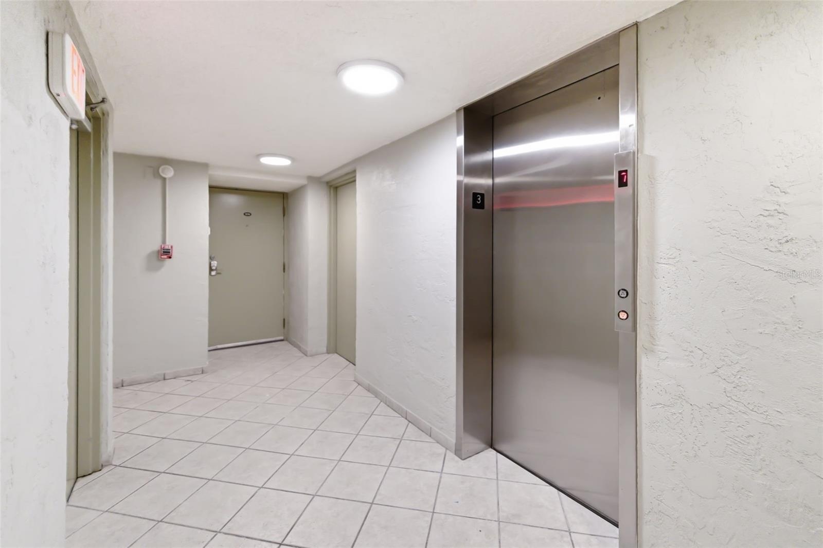 Elevator for easy access