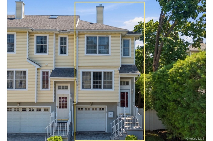 Turn-key end-unit townhome in the heart of New Rochelle!