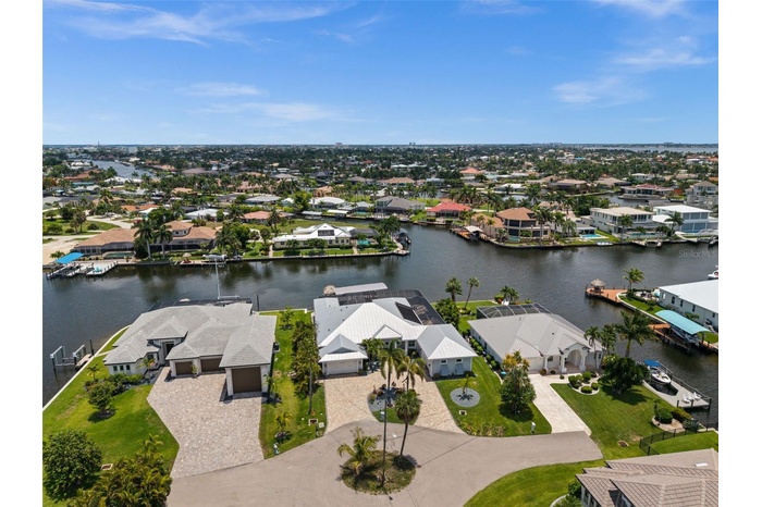 Amazing Intersecting Canal Views at 105 SW 52nd St