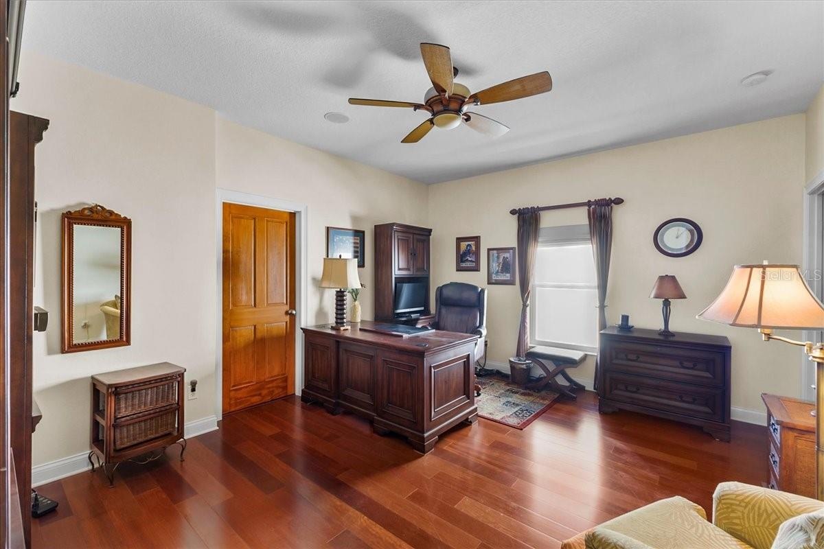 Seocnd floor office/bedroom with bath