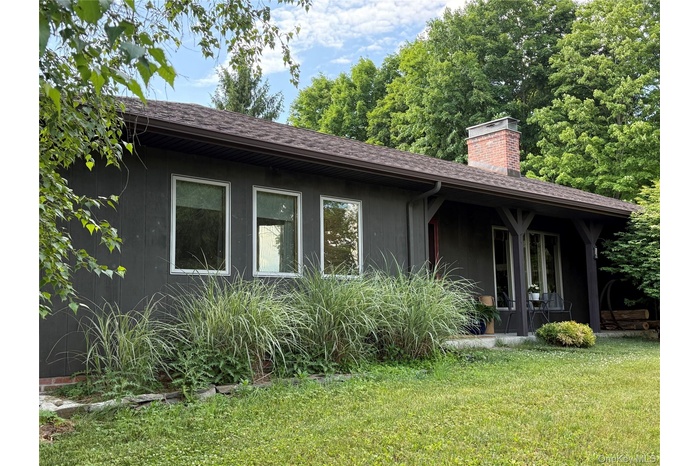A glimpse of 141 Shelley Hill Rd with so much to offer!