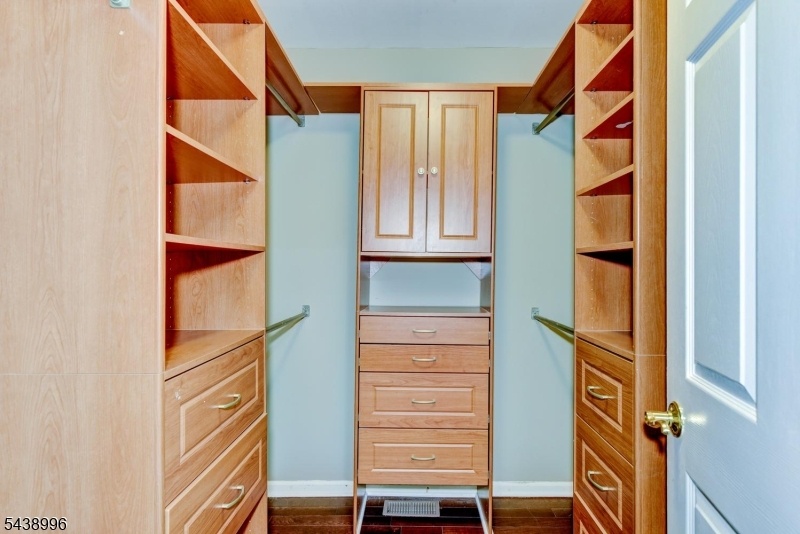 Walk in Closet