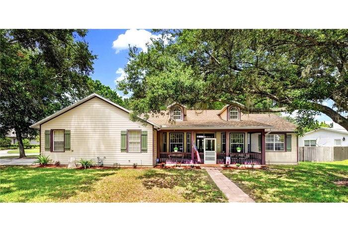 Welcome Home - 502 Palm Dr.