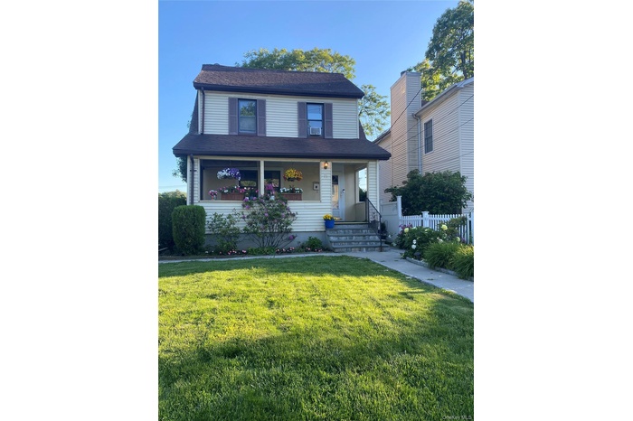 71 Longdale Ave