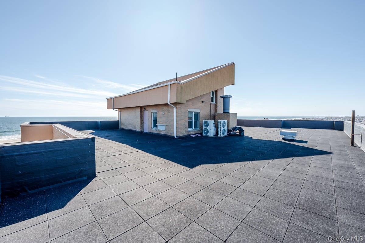 Rooftop Patio