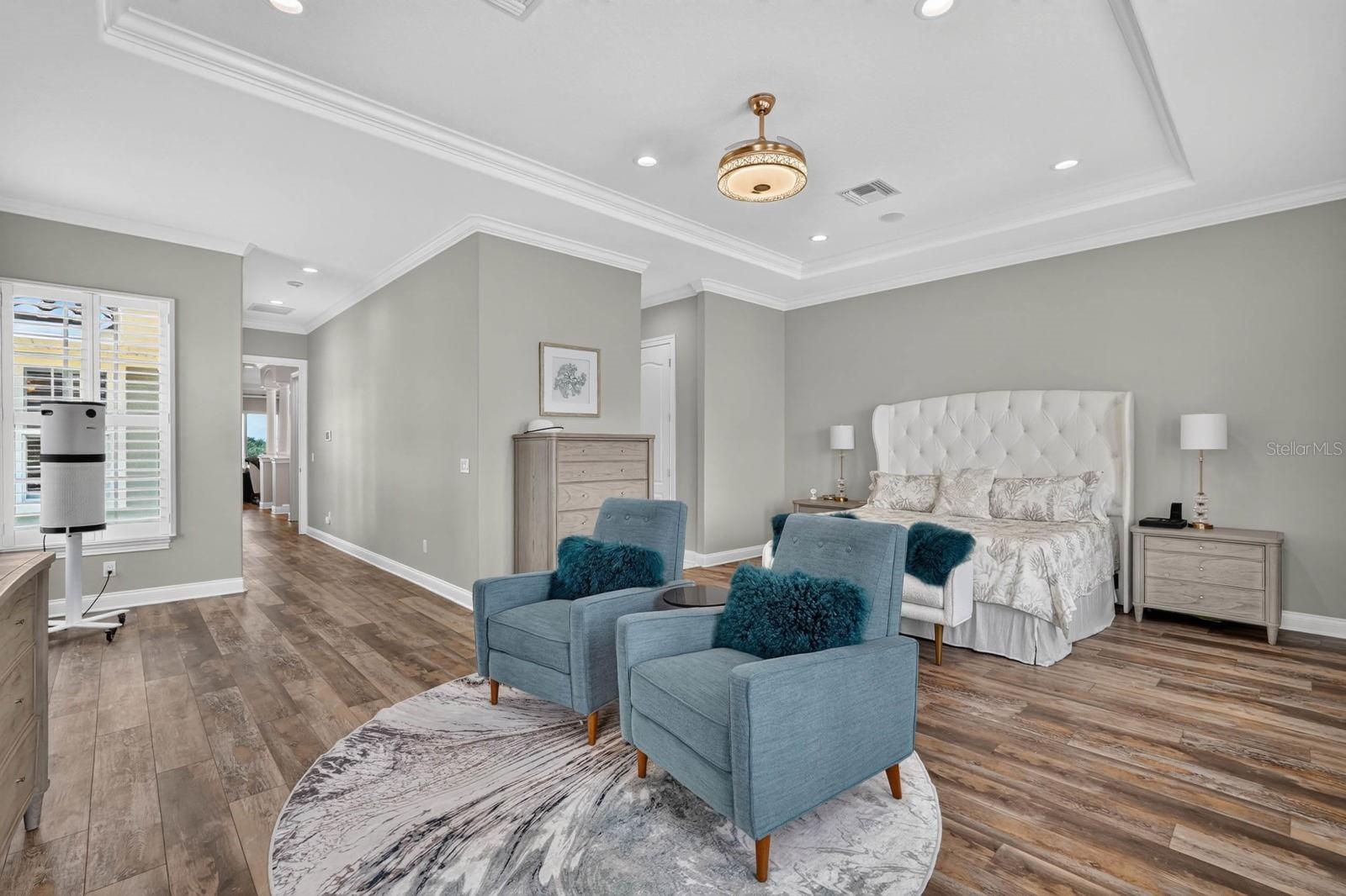 Primary suite.