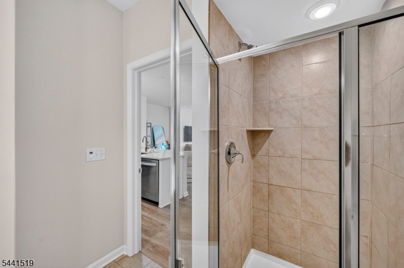 1st Fl Bathroom