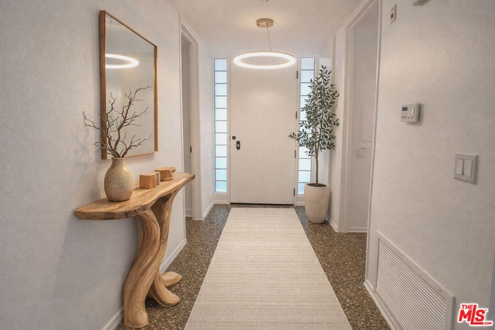 Foyer virtually staged