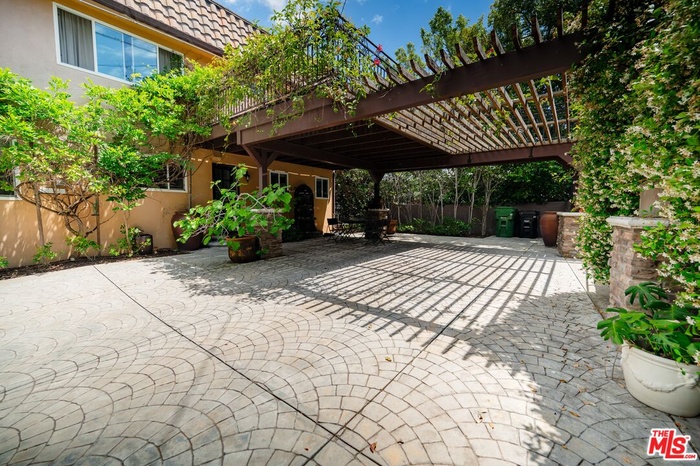 carport