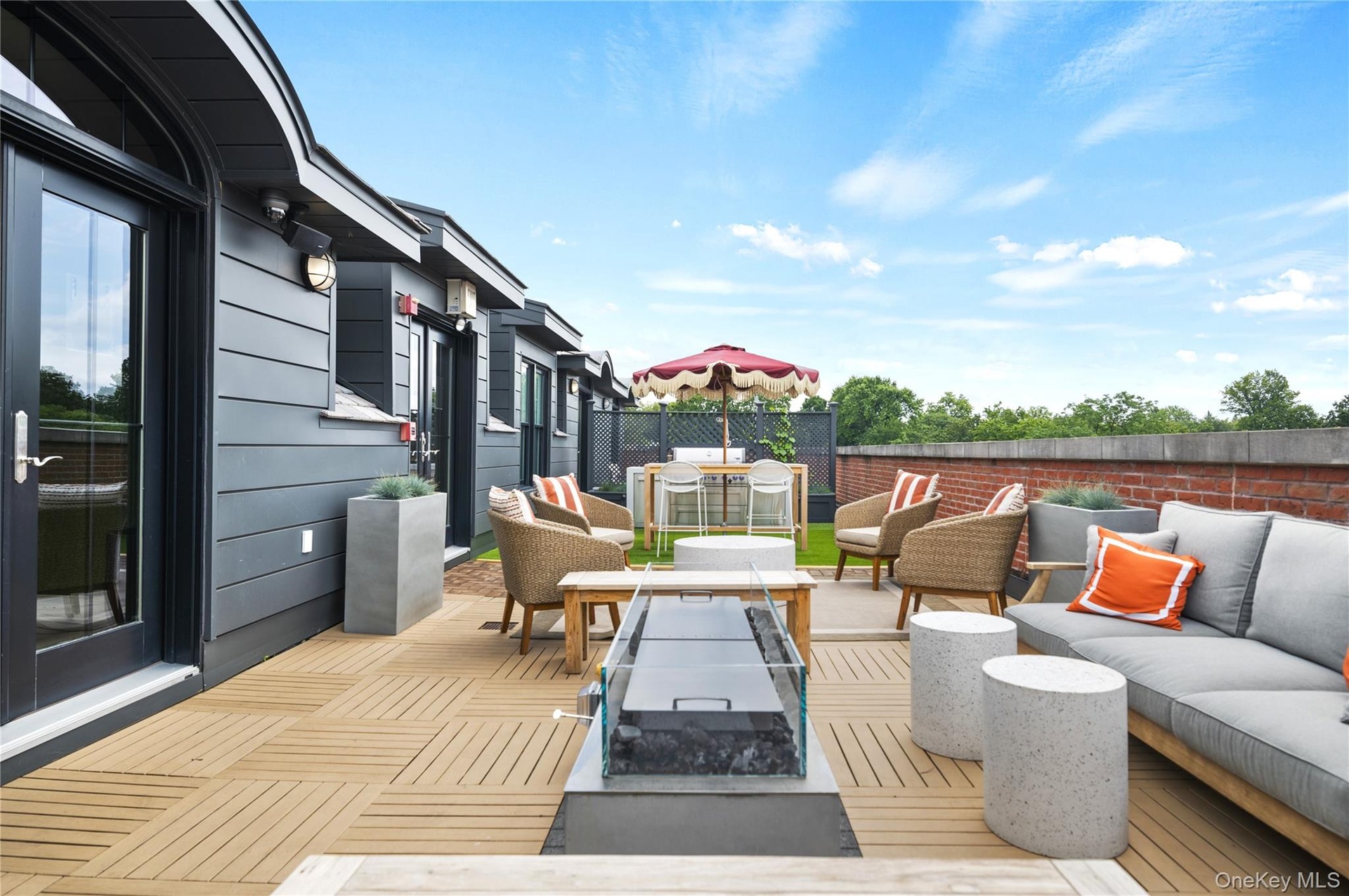 Common Roof Garden