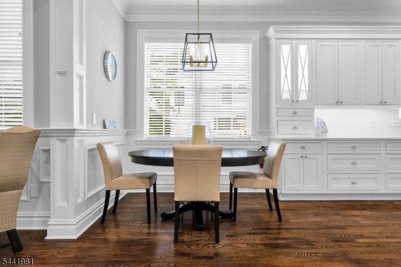 Kitchen--Casual Dining Room