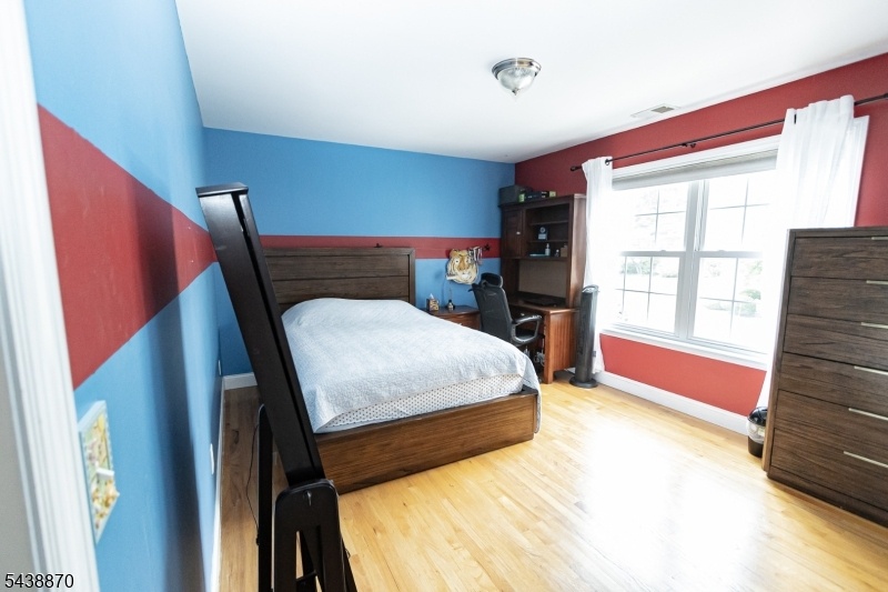 2 bedroom