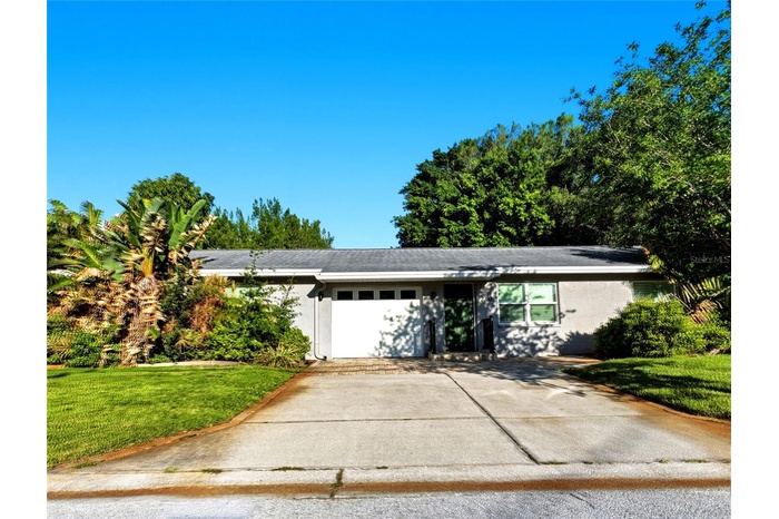 2310 29th St N (Featured)