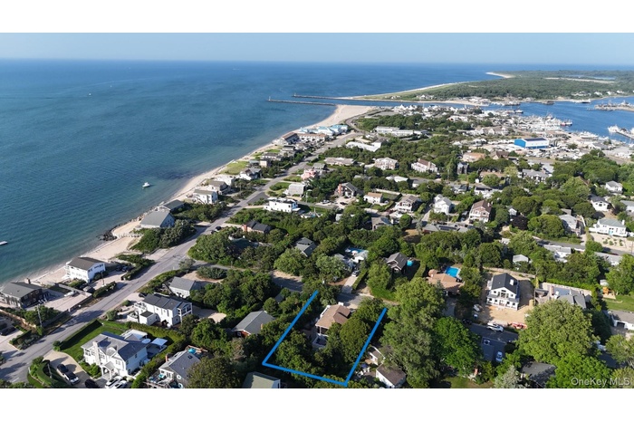 Close to private beach access