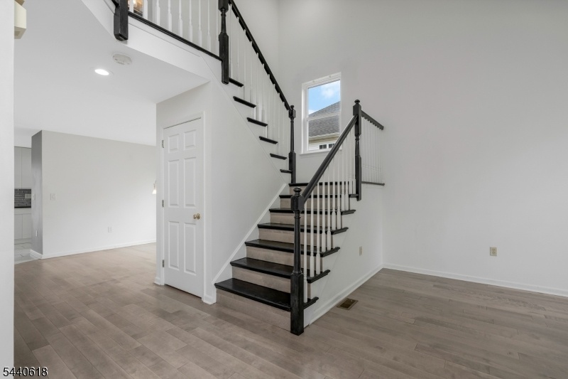 2 STORY FOYER