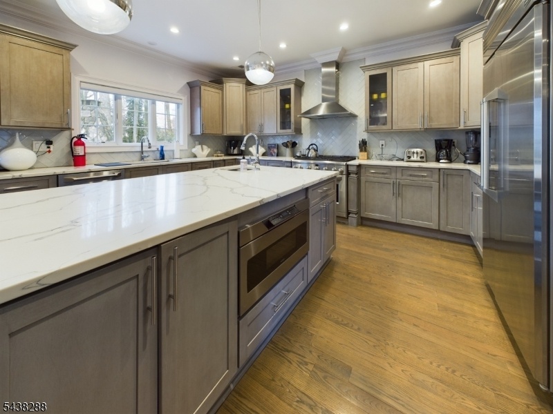 Chef's kitchen