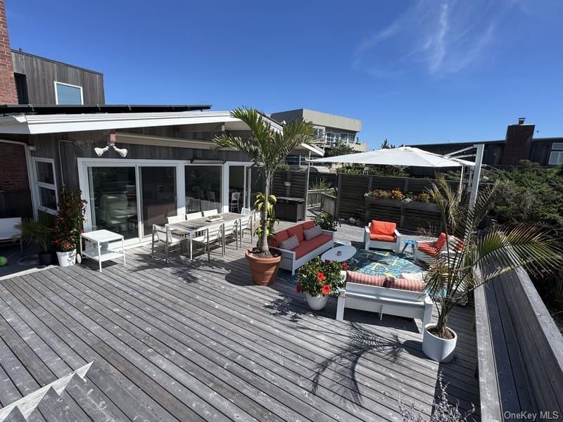 Main deck facing the house