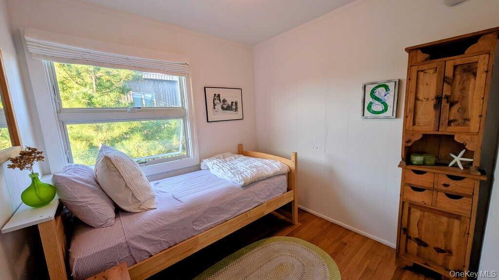 Bedroom 2, twin