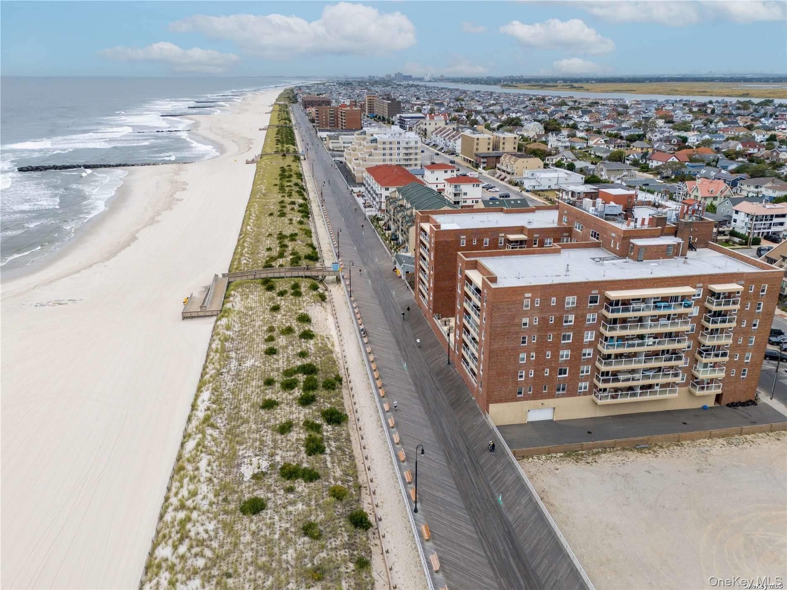 Direct Boardwalk Access