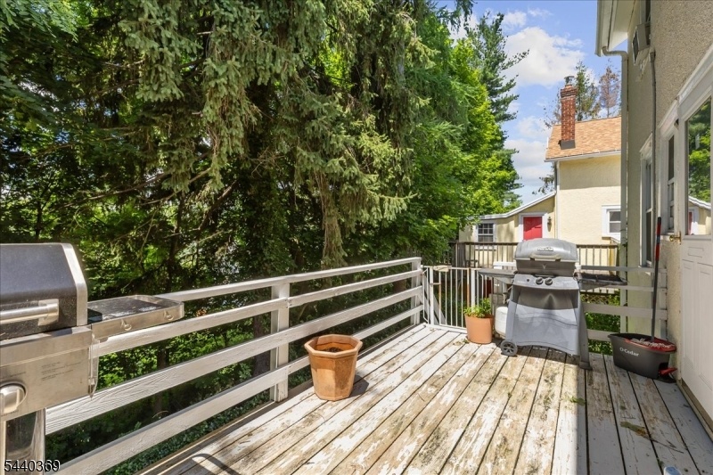 Shared Deck