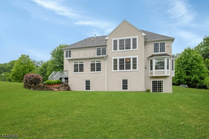 Rear view with expansive yard