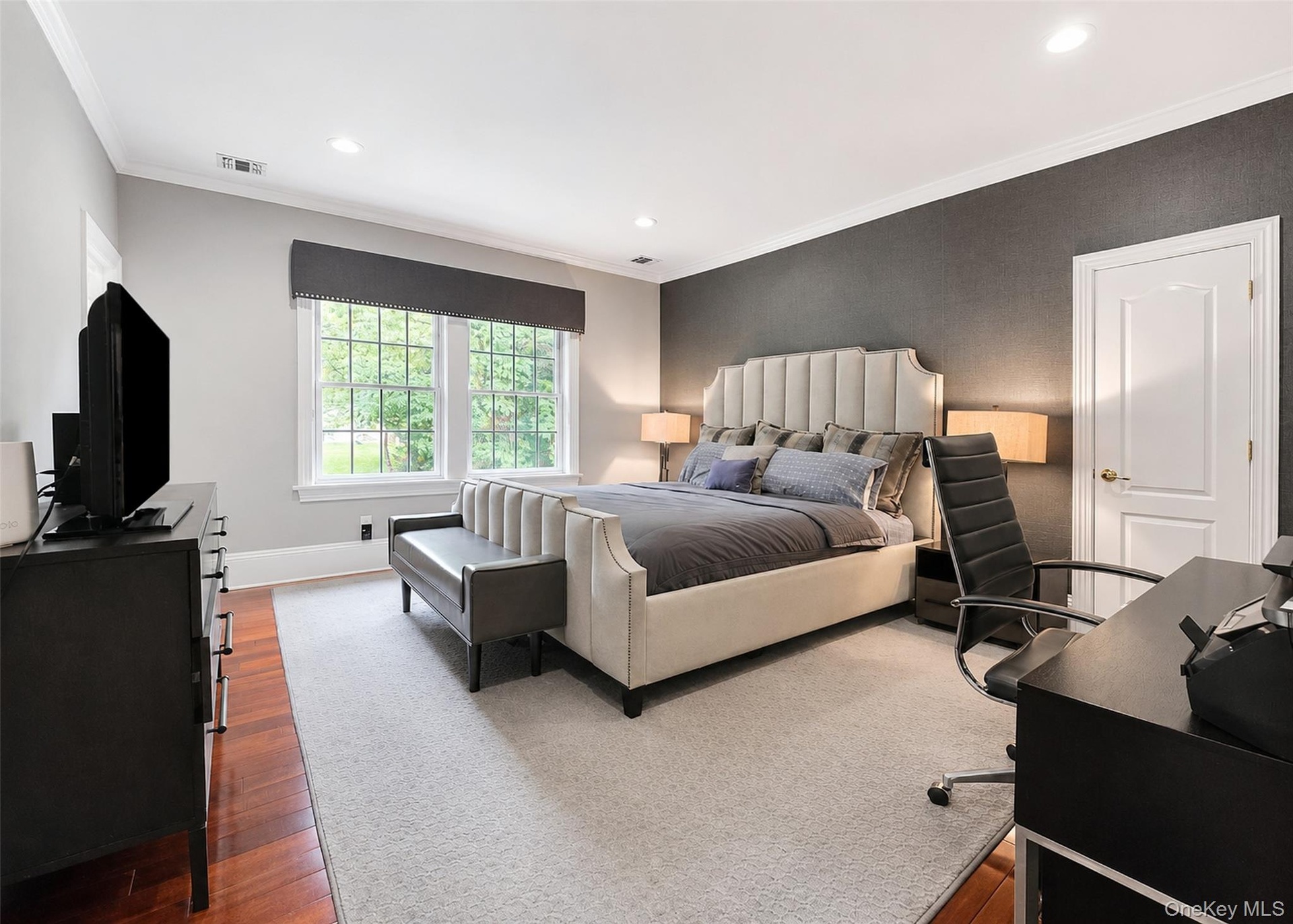 Bright and Spacious Bedrooms