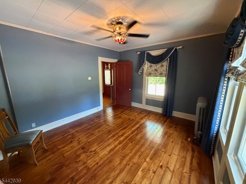 Family room 2
