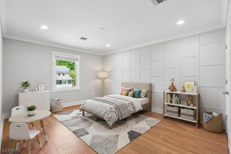 Virtual staged Bedroom