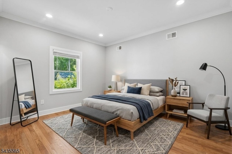 Virtual Staged 1st fl bedroom