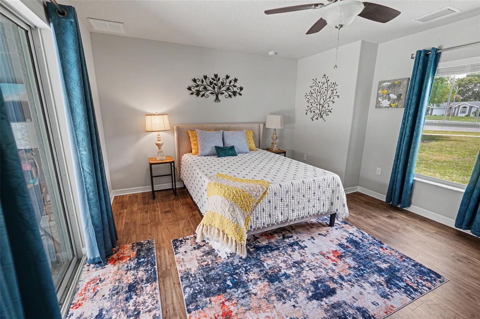 Guest bedroom out by the pool