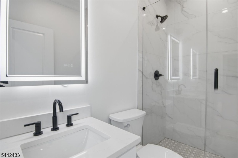 secondary bath